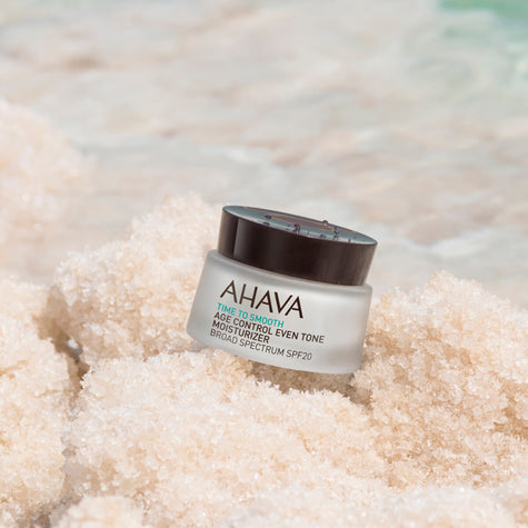 קרם לחות למראה עור אחיד אייג' קונטרול SPF20