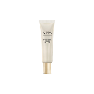 קרם CC של AHAVA לתיקון גוון העור והגנה גבוהה מהשמש SPF30.